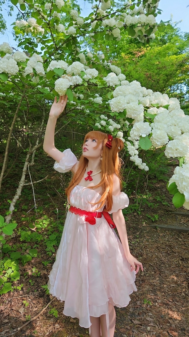 Asuka (flower-girl figure) cosplay by cinnamohime — sample cover